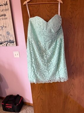 David's Bridal Mint Lace Strapless Sweetheart Dress